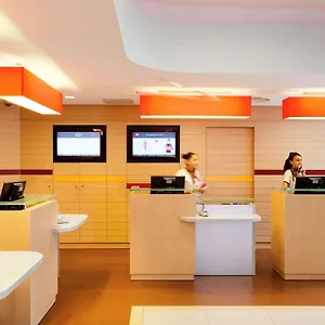 Ibis Paris La Defense Esplanade Hotel Courbevoie